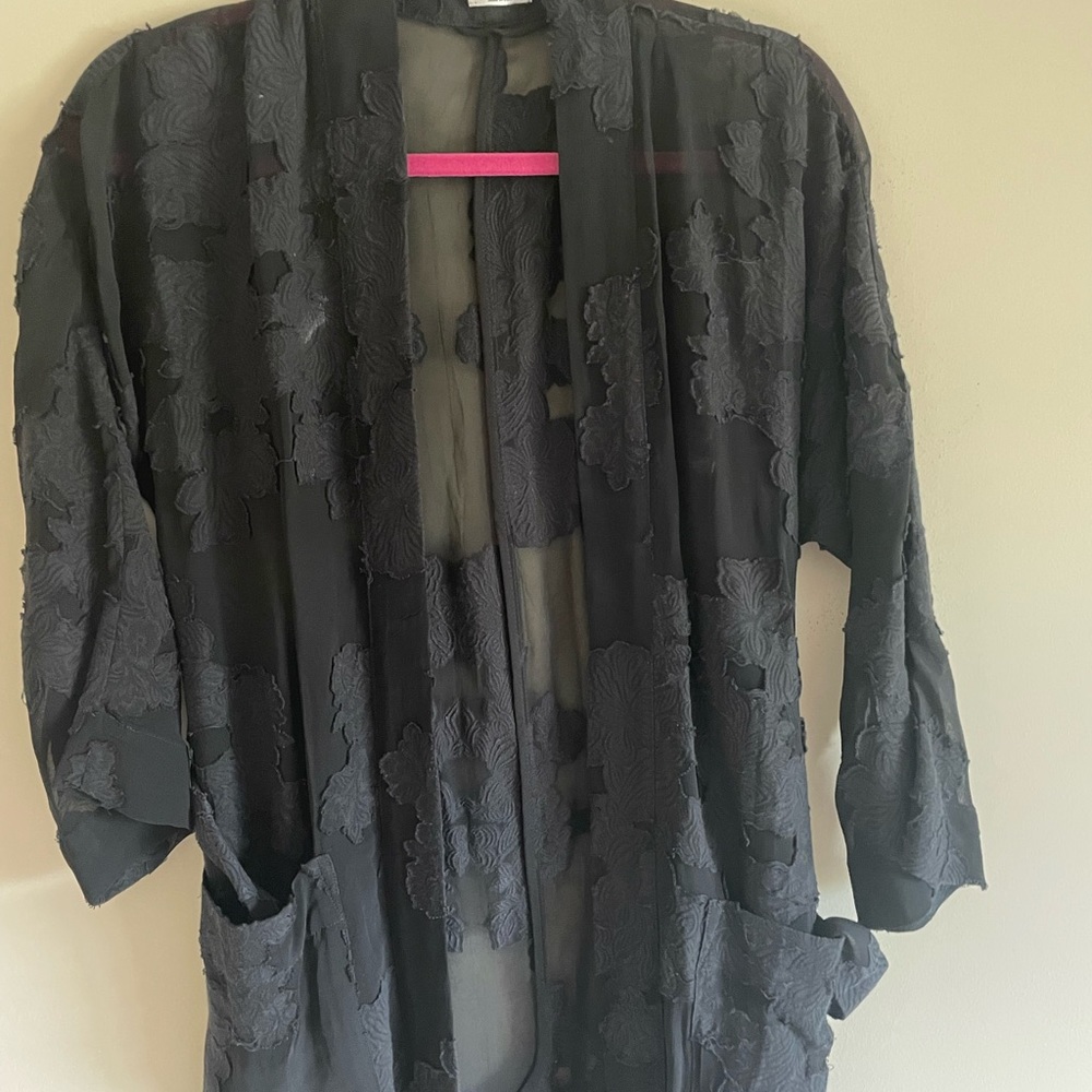 Aritizia’s Wilfred Black Durante long Jacket Size XXS. - Picture 3 of 10